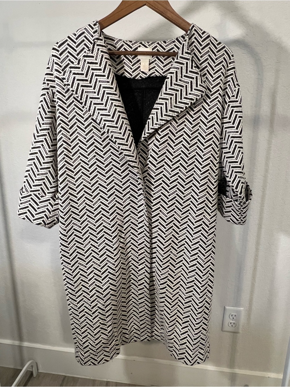 Chico's Black White Chevron Longline Cardigan Jacket Coatigan Size 1